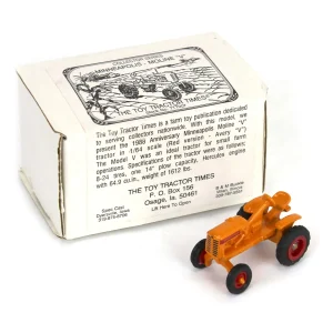 Manufacturer_SpecCast Tractors<1/64 1988 Anniversary Minneapolis Moline "V" Tractor