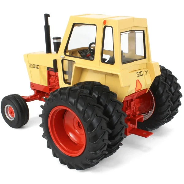 Manufacturer_ERTL Tractors<1/16 Case 1070 Agri King 2WD Tractor with Cab & Rear Duals, ERTL Prestige Collection Limited Edition