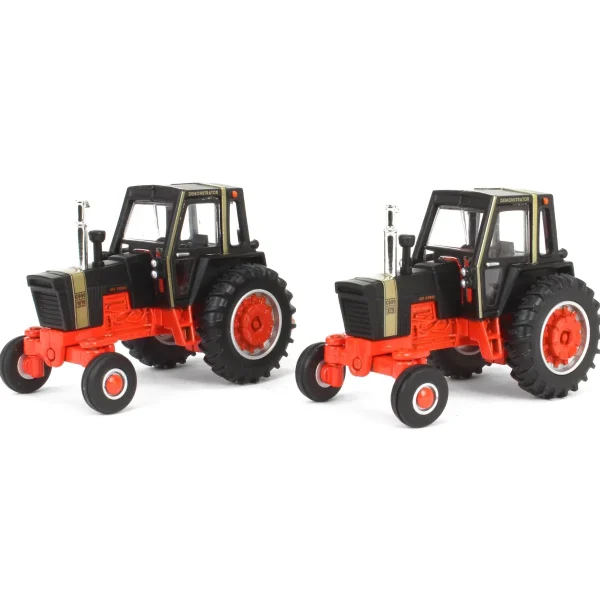 Manufacturer_ERTL Tractors<1/64 Case 970 & 1070 Agri King Black Knight Tractors Set, ERTL Prestige Collection