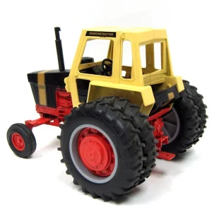 Manufacturer_ERTL Tractors<1/16 Case 1170 Golden Demonstrator, National Farm Toy Show November 1996