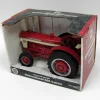 Manufacturer_ERTL Tractors<1/16 Collector Edition International 660 Tractor by ERTL