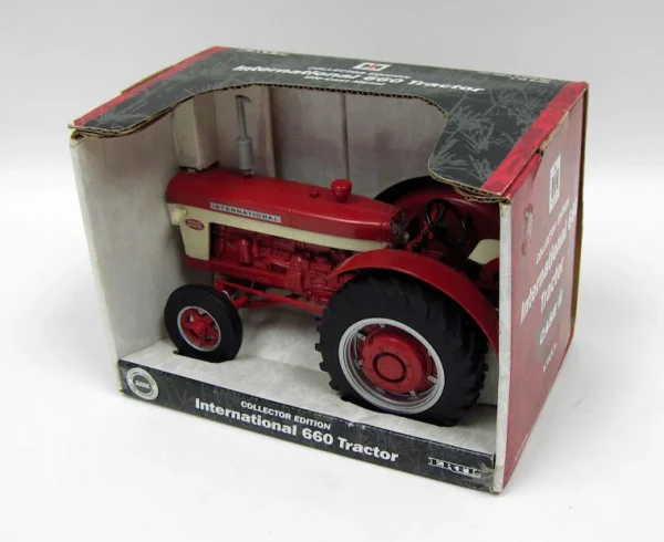 Manufacturer_ERTL Tractors<1/16 Collector Edition International 660 Tractor by ERTL