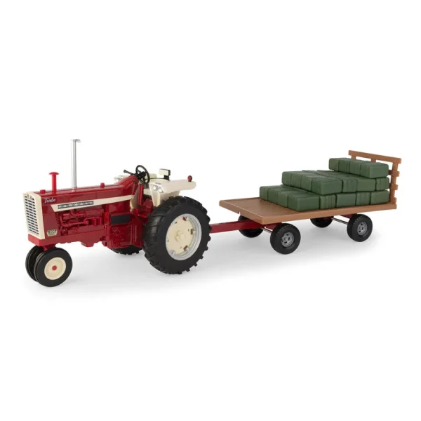 Manufacturer_ERTL Tractors<1/16 ERTL Big Farm IH Farmall 1206 with Hay Wagon and 36 Bales