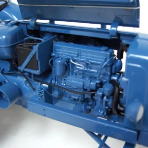 Manufacturer_Universal Hobbies Tractors<1/16 Fordson Power Major Wide