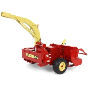Manufacturer_SpecCast Implements<1/16 GEHL 700 Forage Chopper with Corn and Hay Heads by SpecCast
