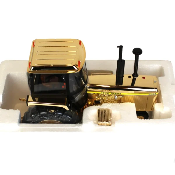 Manufacturer_ERTL Tractors<Gold Chrome ~ 1/16 John Deere 4430 Narrow Front, Two-Cylinder Club Collector Edition