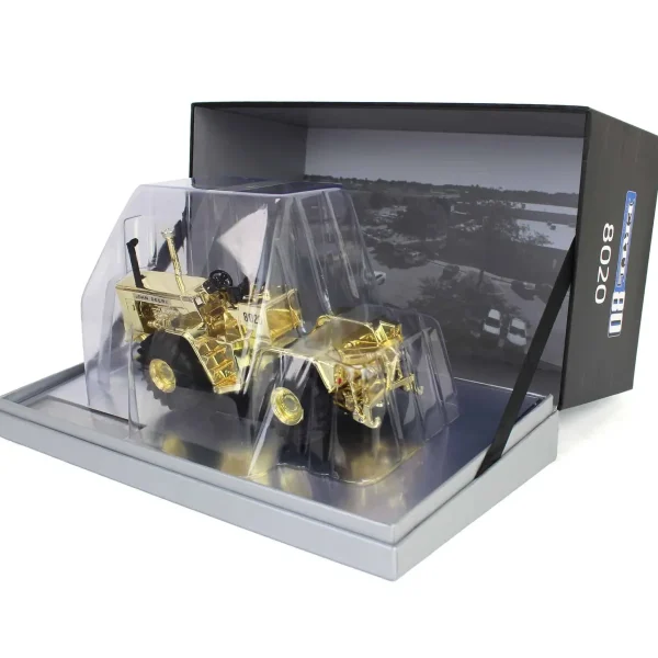 Manufacturer_ERTL Tractors<Gold Chrome Chase Unit ~ 1/32 John Deere 8020 Tractor, ERTL 80th Anniversary