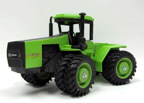 Manufacturer_Scale Models Tractors<1/16 Green Steiger 4WD CP1400