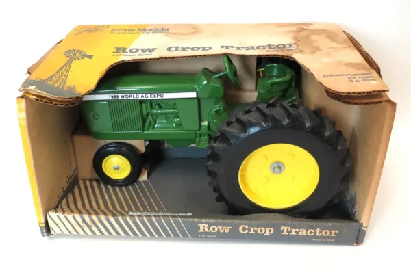 Manufacturer_Scale Models Tractors<1/16 Green Tractor w/ Yellow Wheels, 1988 World AG Expo Decal