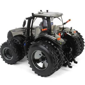 Manufacturer_ERTL Tractors<Gun Metal Chrome Chase Unit ~ 1/32 Case IH Magnum 405 Tractor, 2024 Farm Show, ERTL Prestige