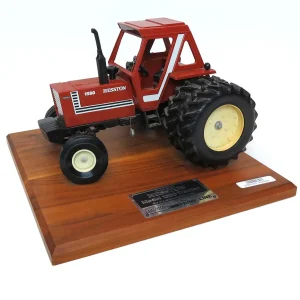 Manufacturer_Scale Models Tractors<1/16 Hesston 1380 Cab with Duals on Plaque