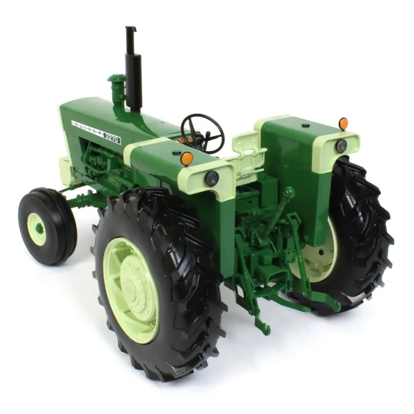 Manufacturer_SpecCast Tractors<1/16 High Detail White Oliver 2270