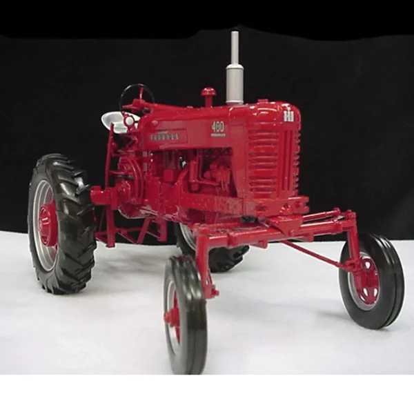 Manufacturer_SpecCast Tractors<1/16 IH Farmall 400 Gas High Clear, 2003 Lafayette Farm Toy Show