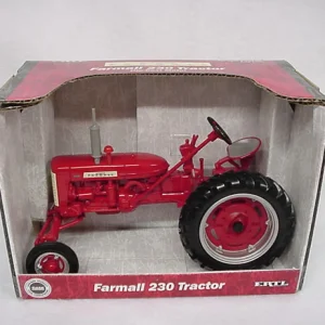 Manufacturer_ERTL Tractors<1/16 IH Farmall 230 Wide Front