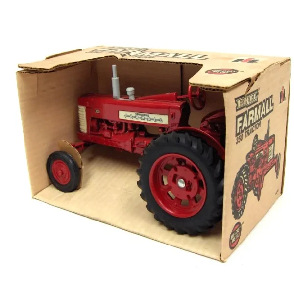 Manufacturer_ERTL Tractors<1/16 IH Farmall 350 Wide Front by ERTL