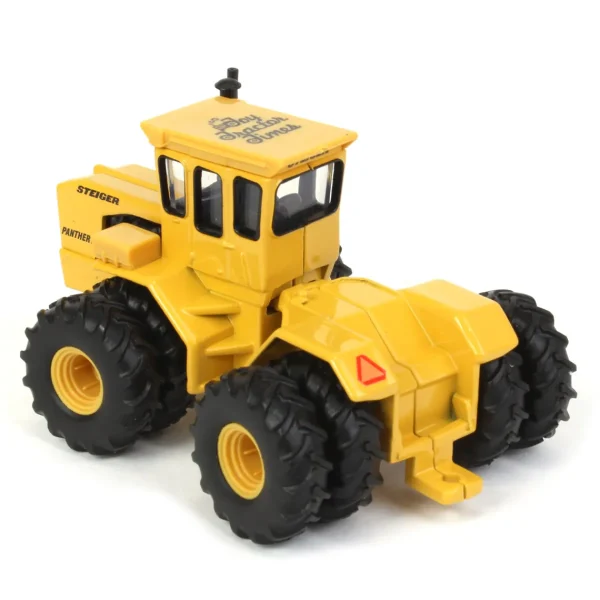 Manufacturer_ERTL Tractors<Industrial Chase Set ~ 1/64 Case IH & IH 4WD Tractor Set, Toy Tractor Times 40th Anniversary