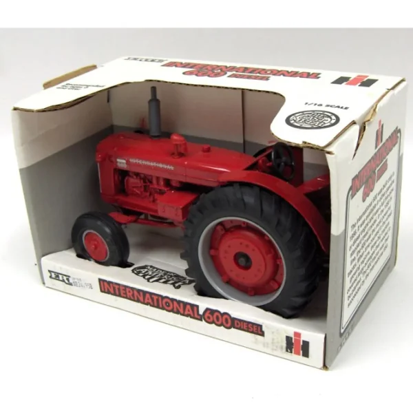 Manufacturer_ERTL Tractors<1/16 International 600 Diesel, Made in the USA by ERTL