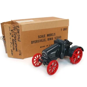Manufacturer_Scale Models Tractors<1/16 International 8-16 Kerosene on Steel Wheels, 1990 Kansas City Trade Fair