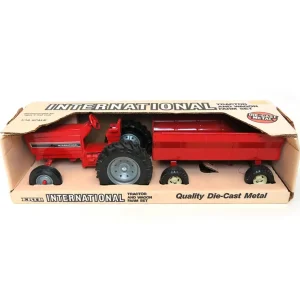 Manufacturer_ERTL Tractors | Implements<1/16 International 3088 tractor w/ flarebox wagon by ERTL