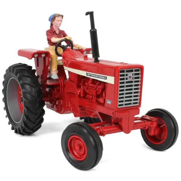Manufacturer_ERTL Tractors<1/16 International 826 Tractor with Lowell Davis Figurine, Foxfire Farm Miss Charlotte