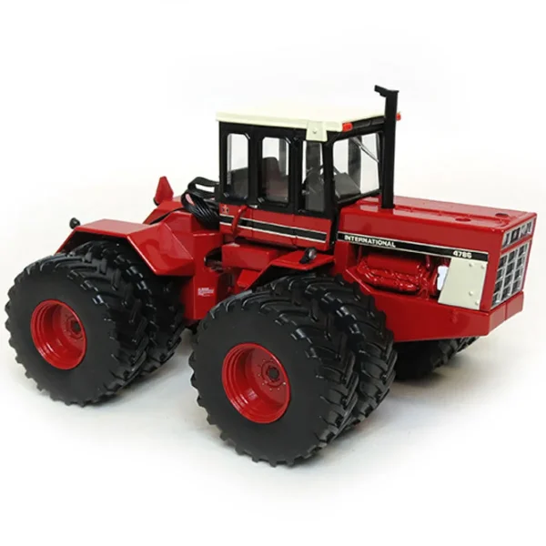 Manufacturer_ERTL Tractors<1/32 International 4786 4WD Tractor, 2015 National Farm Toy Show