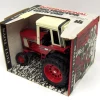 Manufacturer_ERTL Tractors<1/16 International 1586 with Cab & Duals by ERTL