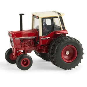 Manufacturer_ERTL Tractors<1/64 International 1086 with Duals, 2015 National Farm Toy Museum