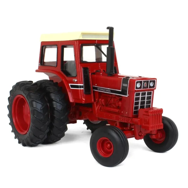 Manufacturer_ERTL Tractors<1/32 International Harvester 1466 Wide Front Black Stripe with Duals