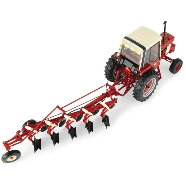 Manufacturer_ERTL Tractors<1/16 International Harvester 986 with Cab & 720 Plow, ERTL Precision Heritage Series