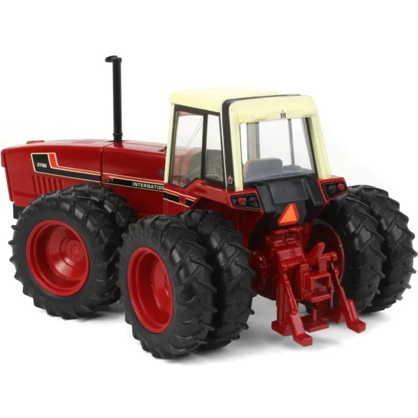 Manufacturer_ERTL Tractors<1/32 International Harvester 3788 2+2 with Front & Rear Duals