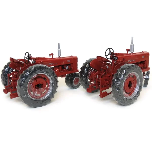 Manufacturer_SpecCast Tractors<1/16 International Harvester Farmall 300 & 400 Set, 50th Anniversary 1954-2004