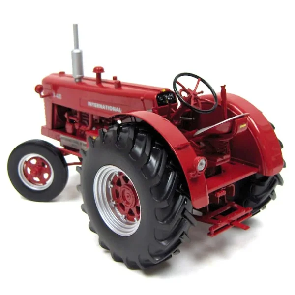 Manufacturer_SpecCast Tractors<1/16 International Harvester W400 Gas High Detail