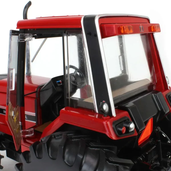 Manufacturer_ERTL Tractors<1/16 International Harvester 5288 MFWD Tractor, ERTL Prestige