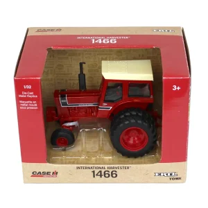 Manufacturer_ERTL Tractors<1/32 International Harvester 1466 Wide Front Black Stripe with Duals