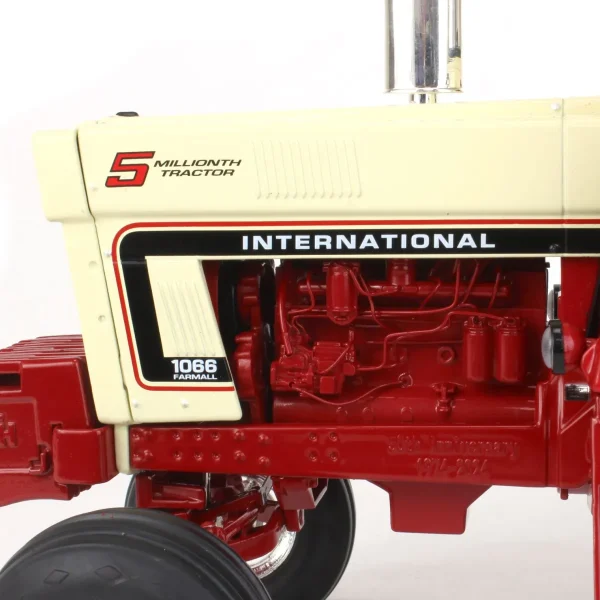 Manufacturer_ERTL Tractors<1/16 International Harvester 1066 5 Millionth Tractor, 50th Anniversary, ERTL Precision Series