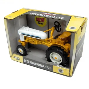 Manufacturer_ERTL Tractors<1/16 International Yellow Cub