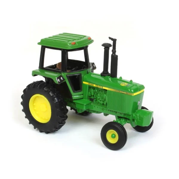 Manufacturer_ERTL Tractors<1/64 John Deere 4440 Cab with FFA Logo