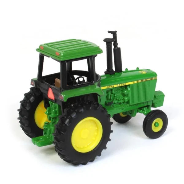 Manufacturer_ERTL Tractors<1/64 John Deere 4440 Cab with FFA Logo