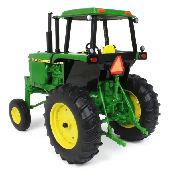 Outback Toys Tractors<1/16 John Deere 4440 Hi-Crop, 2021 Two-Cylinder Club Collector Edition by ERTL