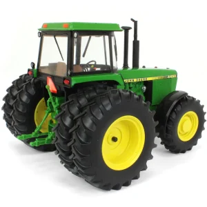 Manufacturer_ERTL Tractors<1/16 John Deere 4450 MFWD with Rear Duals, 2022 National Farm Toy Museum