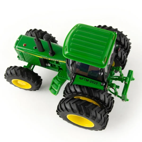 Manufacturer_ERTL Tractors<1/32 John Deere 4450 MFWD with Rear Duals, 2023 National Farm Toy Museum Select Series