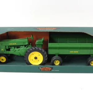 Manufacturer_ERTL Tractors | Implements<1/16 John Deere 70 Narrow Front Tractor with Steel Flare Box Wagon