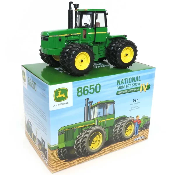 Manufacturer_ERTL Tractors<1/32 John Deere 8650 4WD with Front & Rear Duals, 2016 National Farm Toy Show
