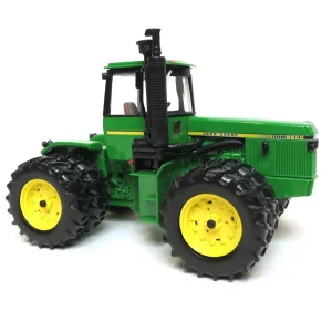 Manufacturer_ERTL Tractors<1/32 John Deere 8650 4WD with Front & Rear Duals, 2016 National Farm Toy Show