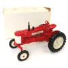 Manufacturer_ERTL Tractors<1/16 1986 Limited Edition Canada Farm Show International Harvester 350 Wide