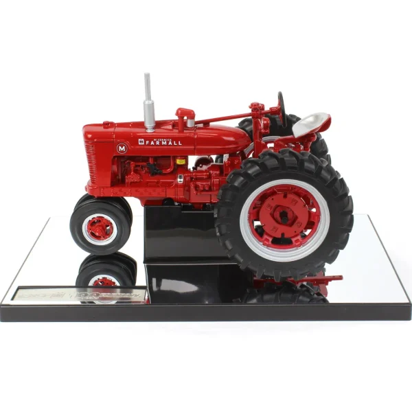 Manufacturer_ERTL Tractors<1/16 Limited Edition Farmall M, Farmall 100th Anniversary Edition