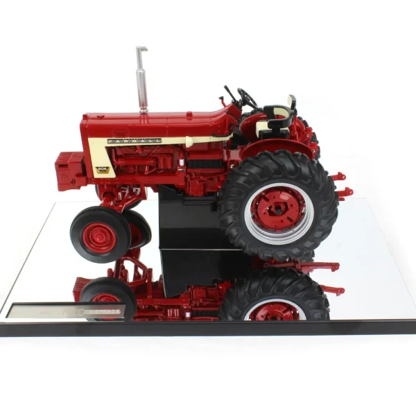 Manufacturer_ERTL Tractors<1/16 Limited Edition Farmall 806, Farmall 100th Anniversary Edition