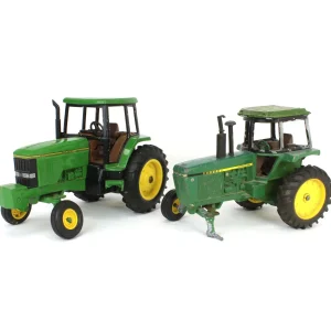 Manufacturer_ERTL Tractors<Lot of (2) 1/16 John Deere Tractors