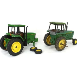 Manufacturer_ERTL Tractors<Lot of (2) 1/16 John Deere Tractors
