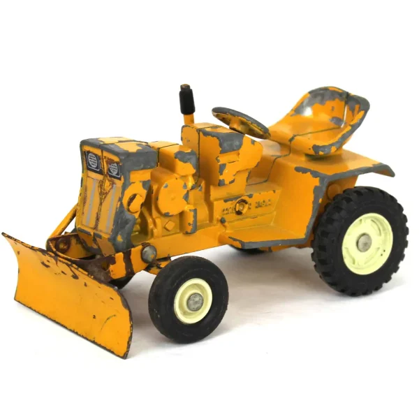Manufacturer_ERTL Tractors | Lawn & Garden<Lot of (1) Yellow ERTL Tractor with Blade